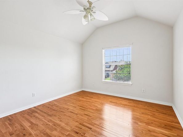 458  Richmond Street , Irving Texas 75063