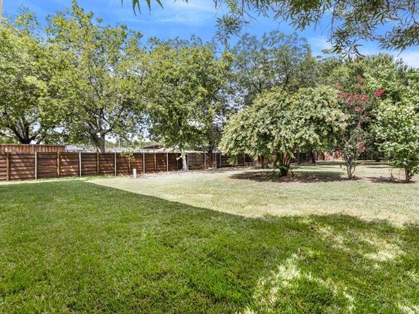 4106  Baker Avenue , Dallas Texas 75212