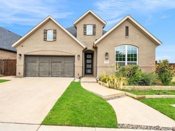 2173  Balcones Drive 