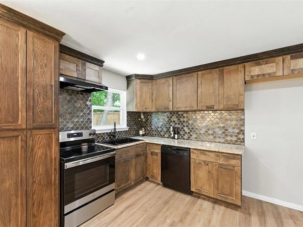 740  Goldwood Drive , Dallas Texas 75232