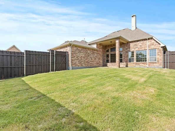 516  Four Stones Boulevard , Lewisville Texas 75056