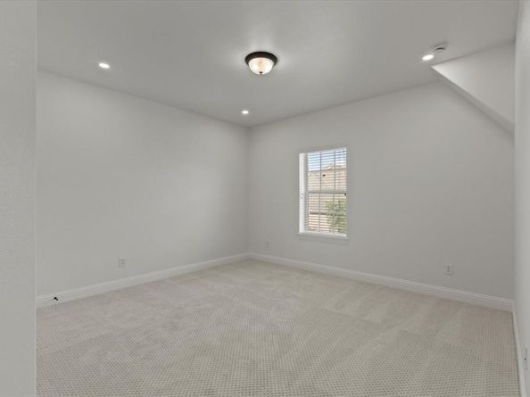516  Four Stones Boulevard , Lewisville Texas 75056