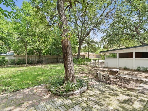 1401  Bluebonnet Trail , Arlington Texas 76013