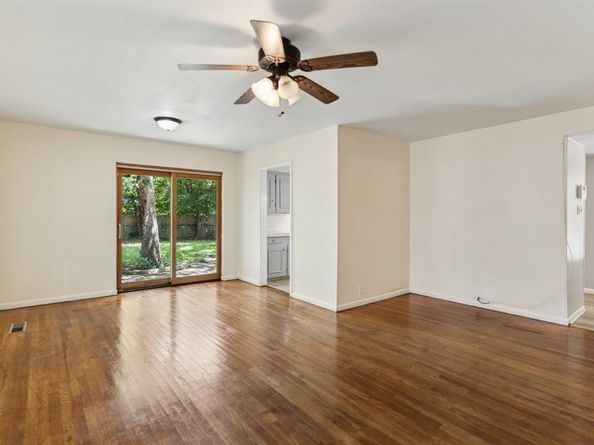 1401  Bluebonnet Trail , Arlington Texas 76013