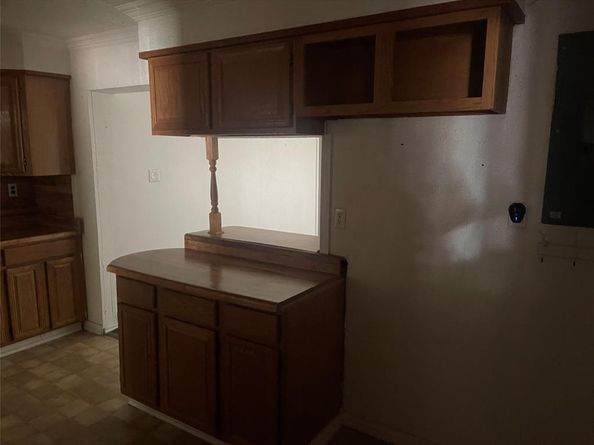 5756 S 6th Avenue , Fort Worth Texas 76134