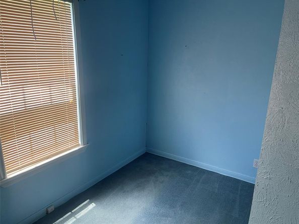 5756 S 6th Avenue , Fort Worth Texas 76134