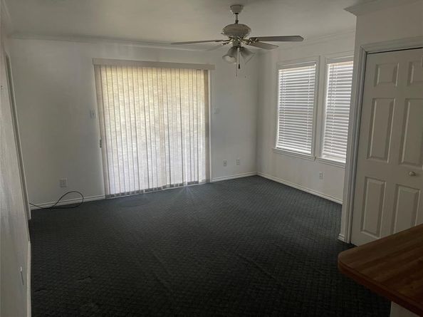 5756 S 6th Avenue , Fort Worth Texas 76134