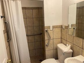 5756 S 6th Avenue , Fort Worth Texas 76134