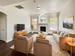 1815  Hollow Creek Court , Garland Texas 75040