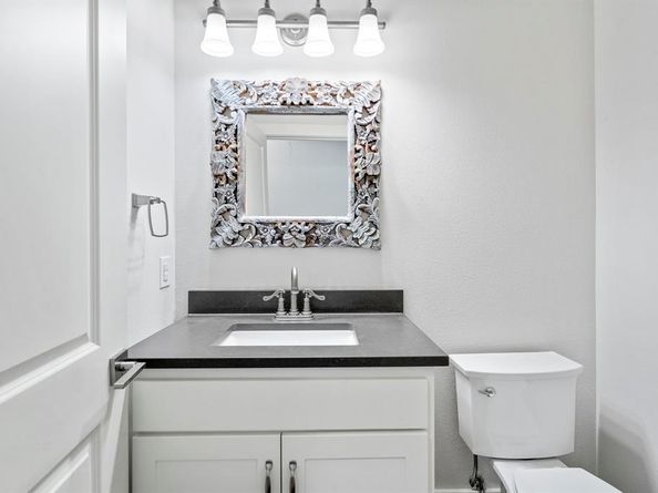 7841  Blackbird Lane , Dallas Texas 75238