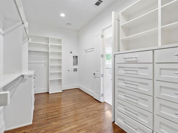 7841  Blackbird Lane , Dallas Texas 75238