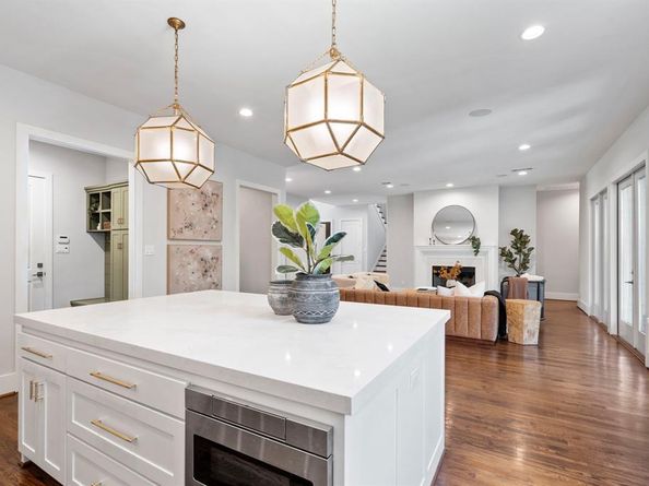 7841  Blackbird Lane , Dallas Texas 75238