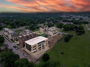 404  Vista Buena Trail 