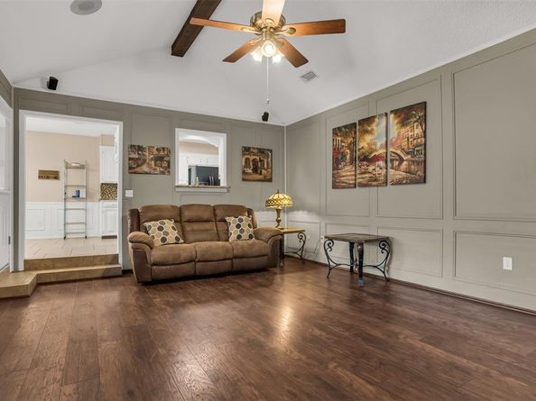 2500  High Oak Drive , Arlington Texas 76012