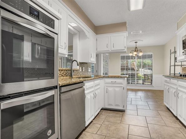 2500  High Oak Drive , Arlington Texas 76012