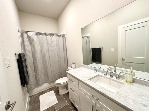 4226  Roseland Avenue , Dallas Texas 75204