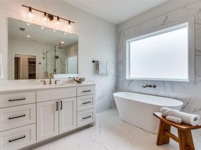 400  Cristler Avenue , Dallas Texas 75223