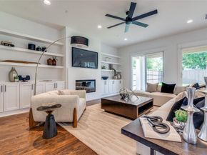 400  Cristler Avenue , Dallas Texas 75223