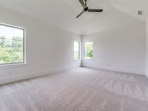 400  Cristler Avenue , Dallas Texas 75223