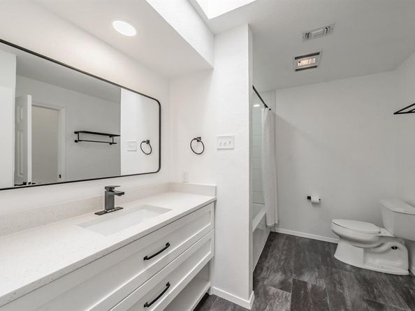 3635  Garden Brook Drive  1200, Farmers Branch Texas 75234