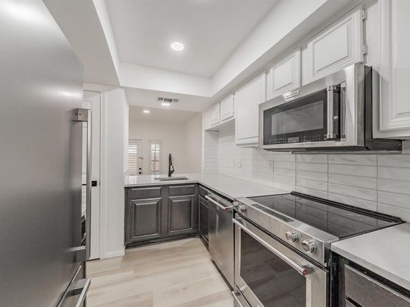 3635  Garden Brook Drive  1200, Farmers Branch Texas 75234