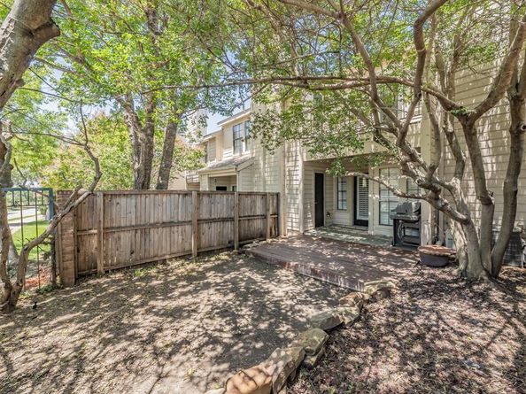 3635  Garden Brook Drive  1200, Farmers Branch Texas 75234