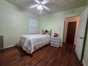 212 W 7th Street , Lancaster Texas 75146