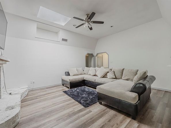 4612  Applewood Road , Fort Worth Texas 76133
