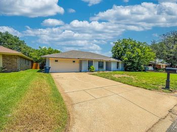 4612  Applewood Road 