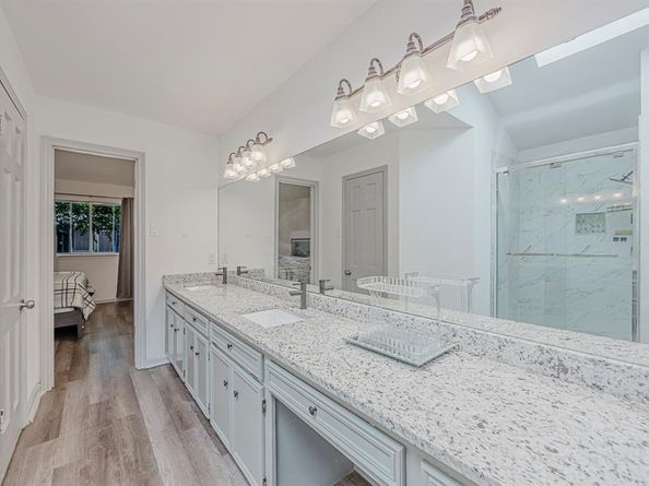 4612  Applewood Road , Fort Worth Texas 76133