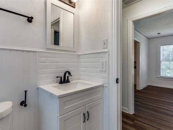 4104  Valentine Street , Fort Worth Texas 76107