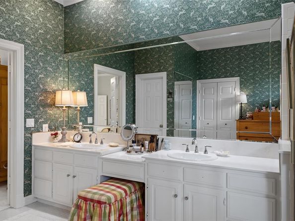 6518  Laurel Valley Road , Dallas Texas 75248