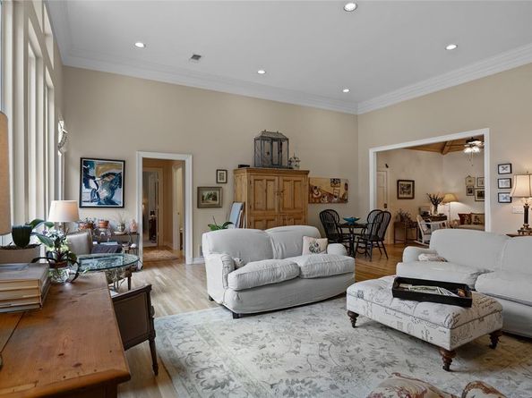 6518  Laurel Valley Road , Dallas Texas 75248