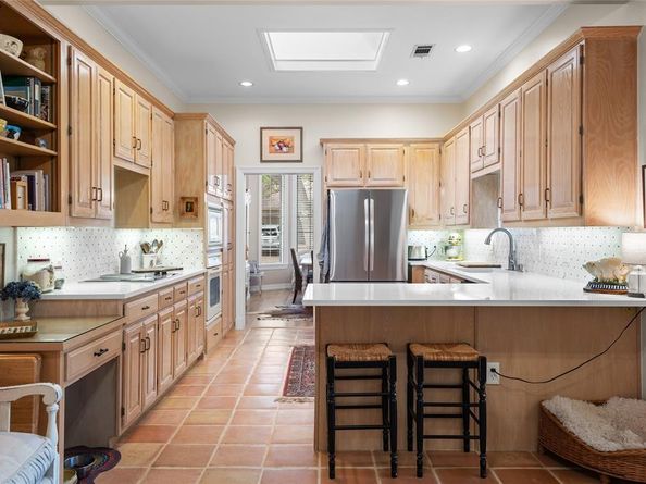 6518  Laurel Valley Road , Dallas Texas 75248