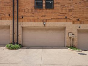 724 E Bluff Street , Fort Worth Texas 76102