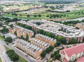 724 E Bluff Street , Fort Worth Texas 76102