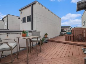 724 E Bluff Street , Fort Worth Texas 76102