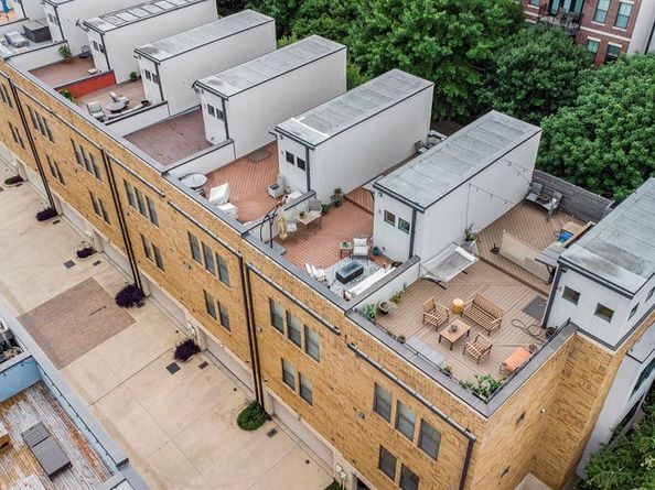 724 E Bluff Street , Fort Worth Texas 76102