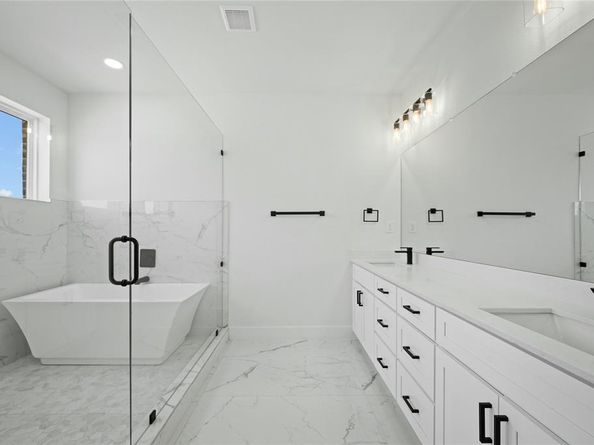 2150  Oak Haven Court , Garland Texas 75044