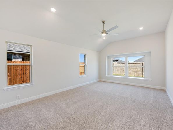 119  Whistling Duck Drive , Balch Springs Texas 75181