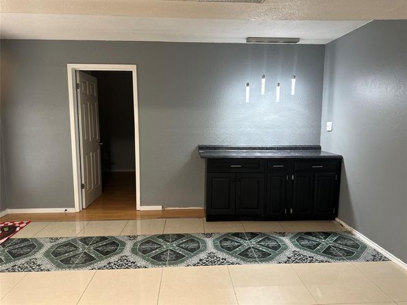 4601  Elm Ridge Lane , Garland Texas 75044