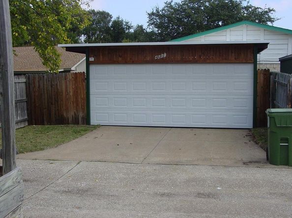 4601  Elm Ridge Lane , Garland Texas 75044