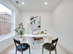 512 N Lancaster Street  4, Dallas Texas 75203