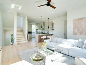 512 N Lancaster Street  4, Dallas Texas 75203