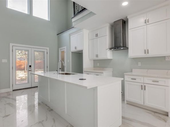2417  Felton Court , Dallas Texas 75215