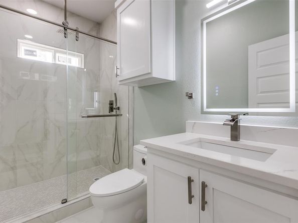 2417  Felton Court , Dallas Texas 75215