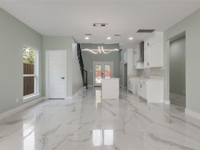 2417  Felton Court , Dallas Texas 75215