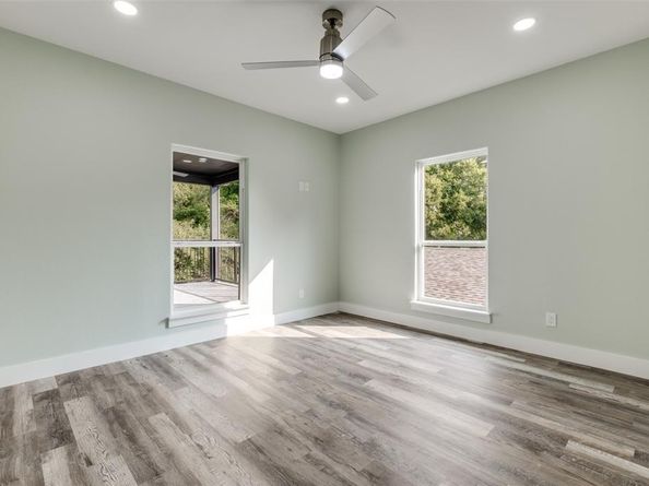 2417  Felton Court , Dallas Texas 75215