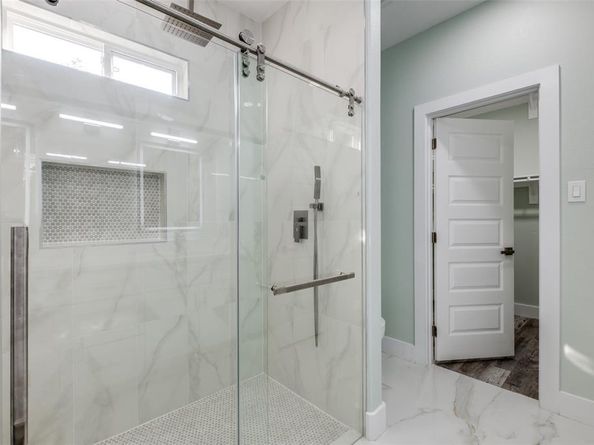 2417  Felton Court , Dallas Texas 75215