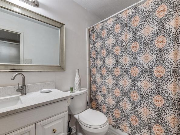 3105  Eastpark Drive , Garland Texas 75044